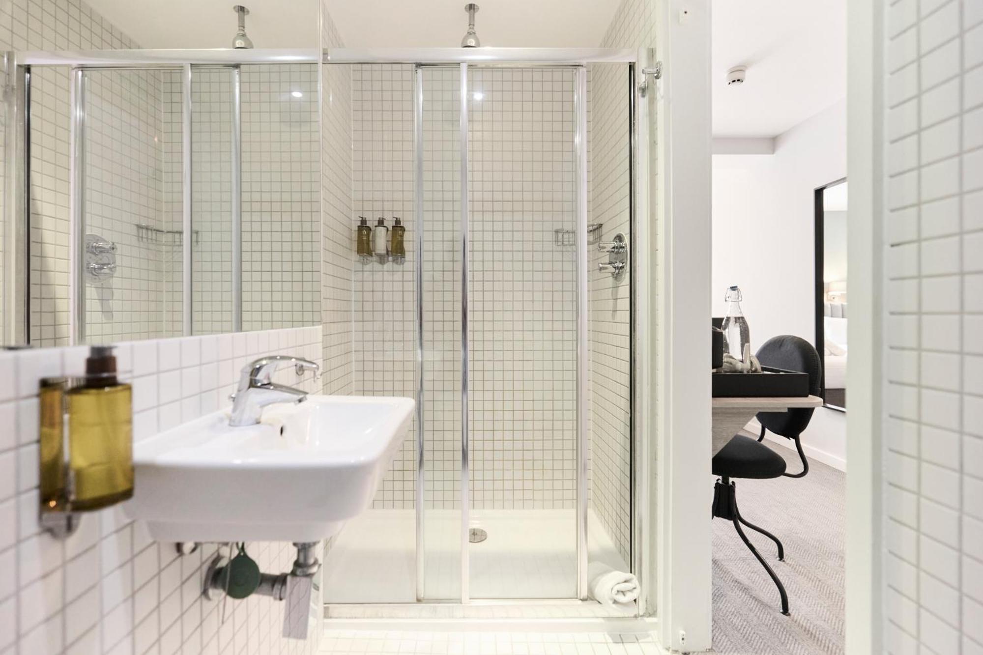 לונדון Prince William Hotel מראה חיצוני תמונה